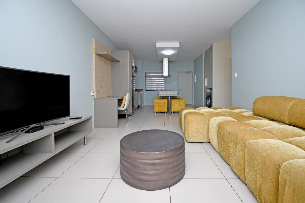Zwelakho Furnished Apartments The Cube Johannesburg Exterior foto