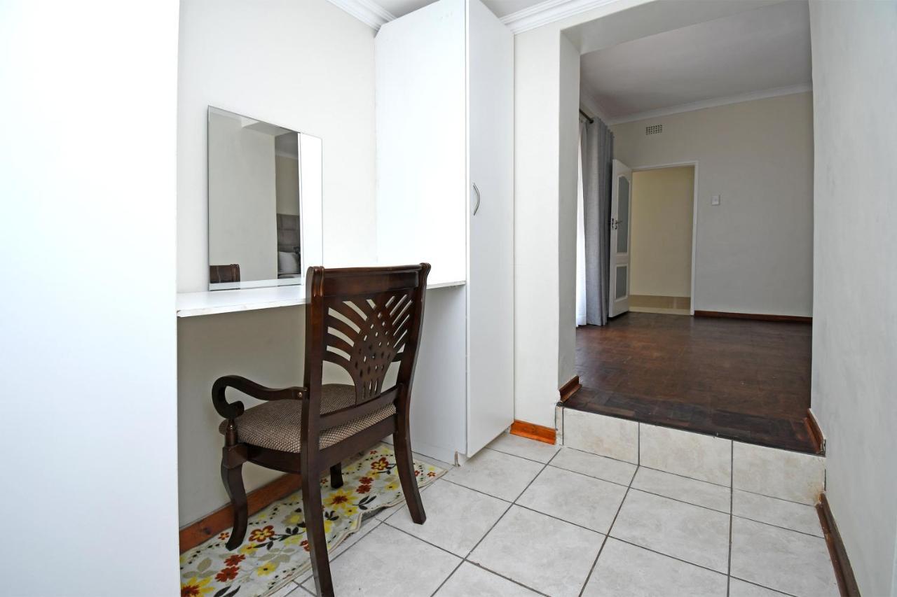 Zwelakho Furnished Apartments The Cube Johannesburg Exterior foto